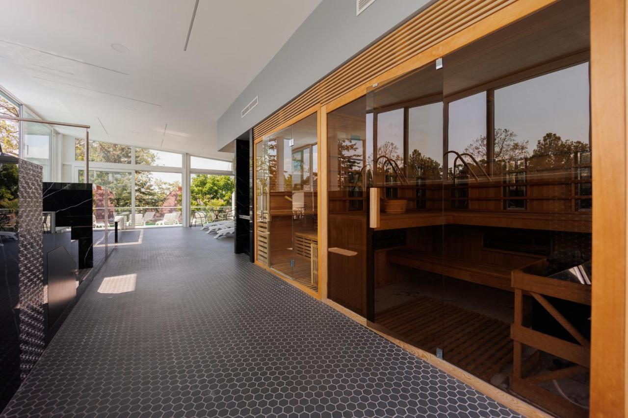 Villa Bauhaus Wellness Apartman Fsz. 1 Siofok Bagian luar foto